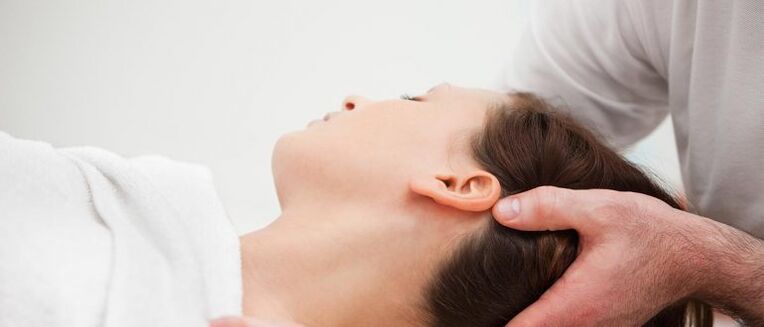 Osteokondrosia cervikala duen gaixoa